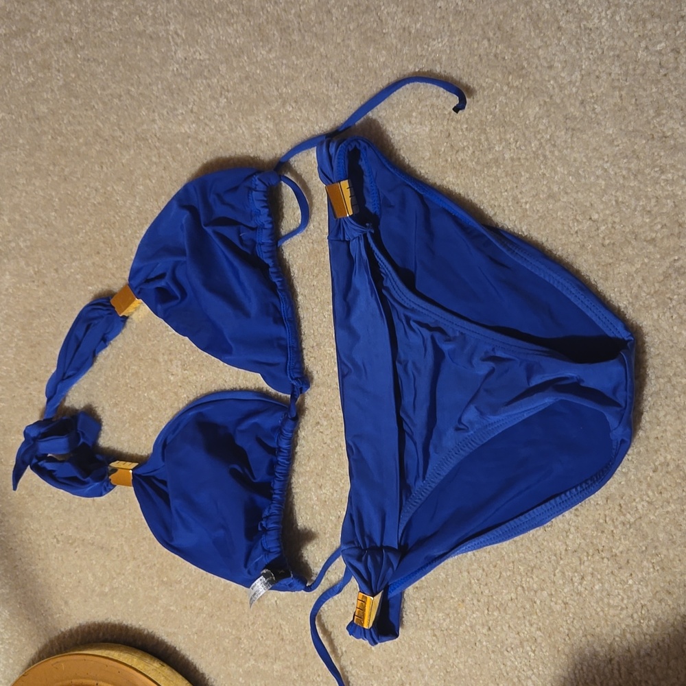 Vix bikini, S/M